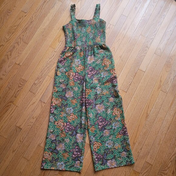 Dex/Black Tape Strappy Smocked Cropped Wide-Leg Jumpsuit - Picture 4 of 13